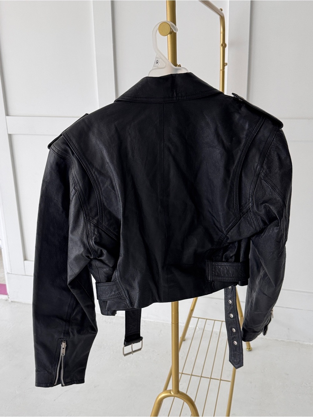 Vintage Wilson’s leather Classic Black Moto motorcycle Jacket with Belt medium - Picture 3 of 13